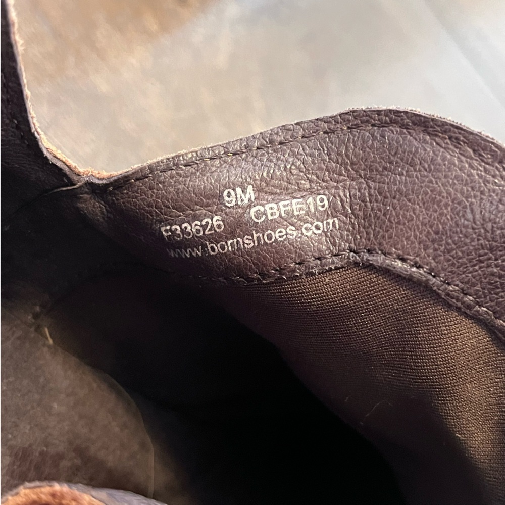 Born Brown Suede Ankle Boots Womens size 9 - Picture 3 of 9